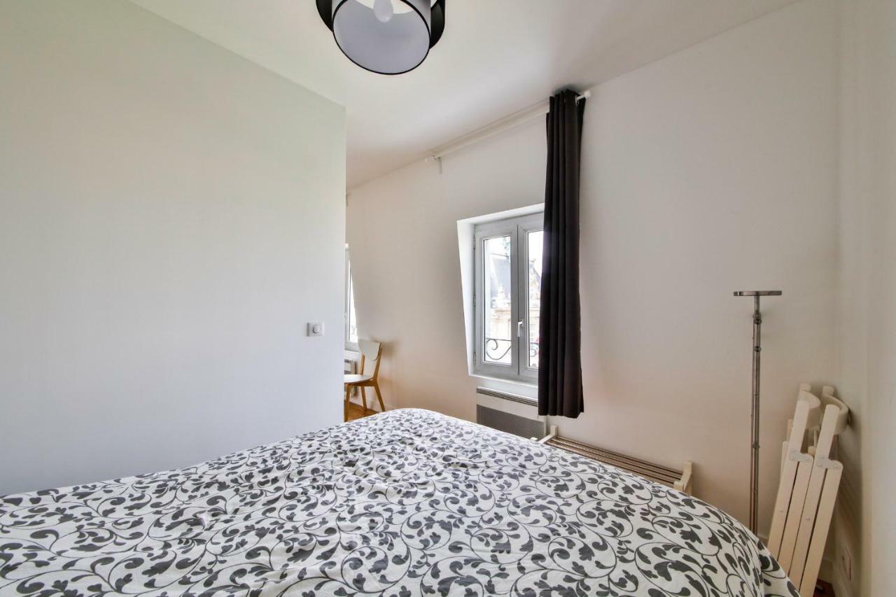 Belle Vue 2 Apartment Левалоа-Пере Екстериор снимка